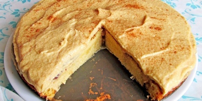 Пирог со сгущёнкой (простой вариант)