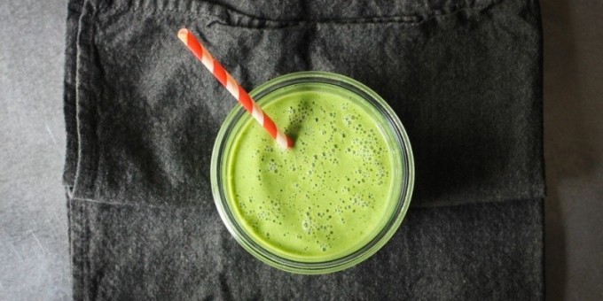 Молочный киви шейк для 18+ с водкой