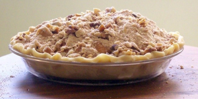 Секреты приготовления яблочного пирога: никакого сырого теста и сморщенных яблок