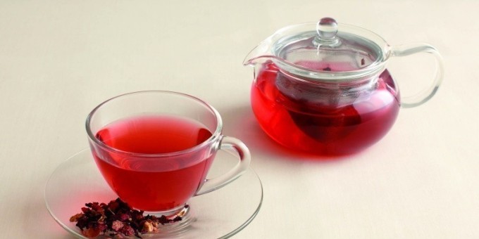 Что согреет в зимнюю пору? Конечно же клюквенный чай