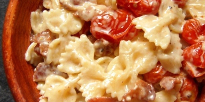 Паста с тремя видами помидоров за 15 минут