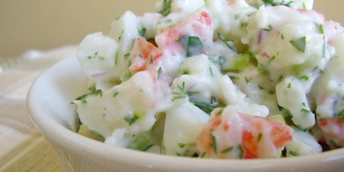 Как приготовить классический крабовый салат на Новый Год?