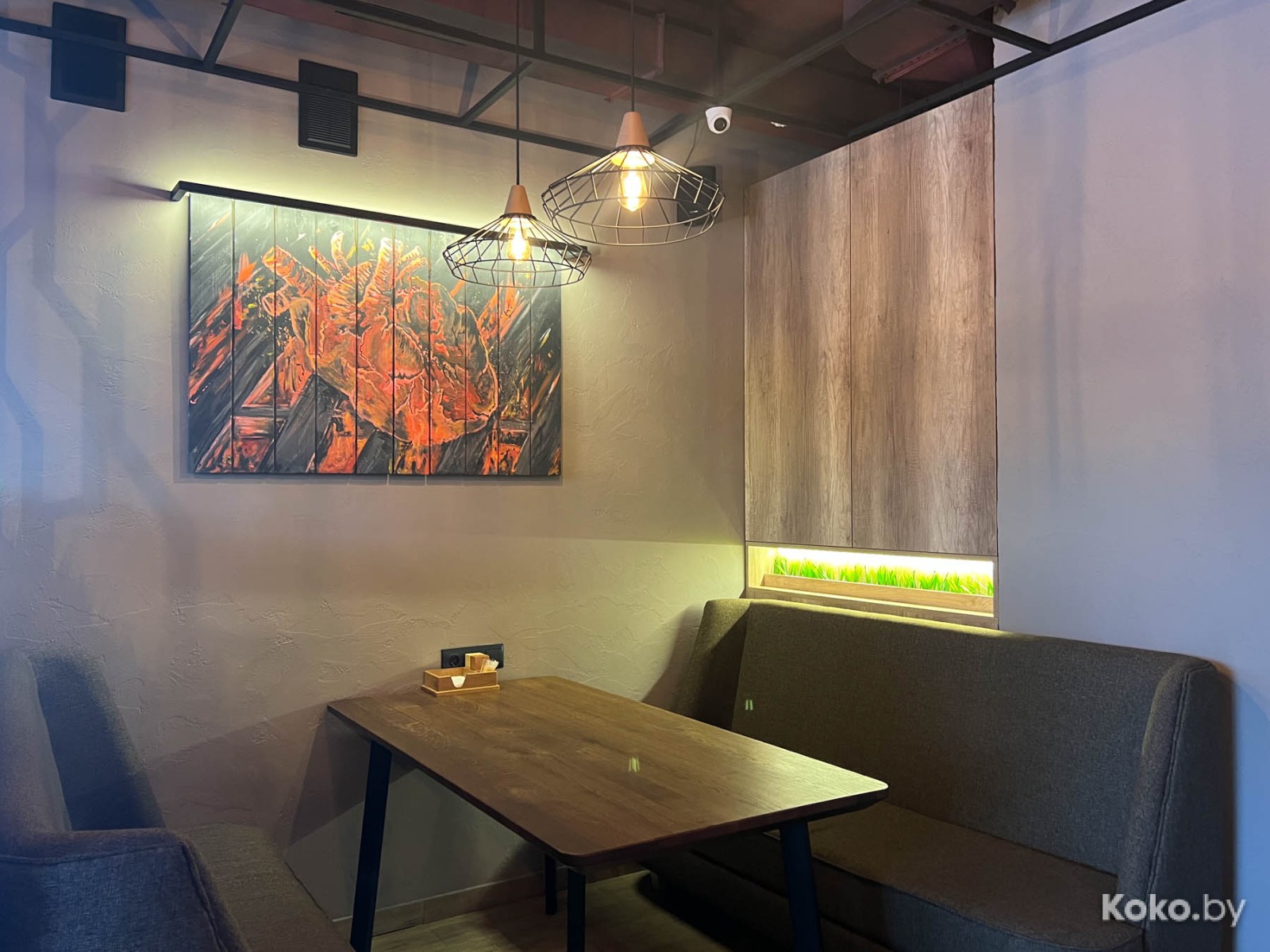 Что нового затестить в Гродно: столичная бургерная, гриль-бар в коттедже и особенная кофейня на втором этаже с верандой - фото - 33