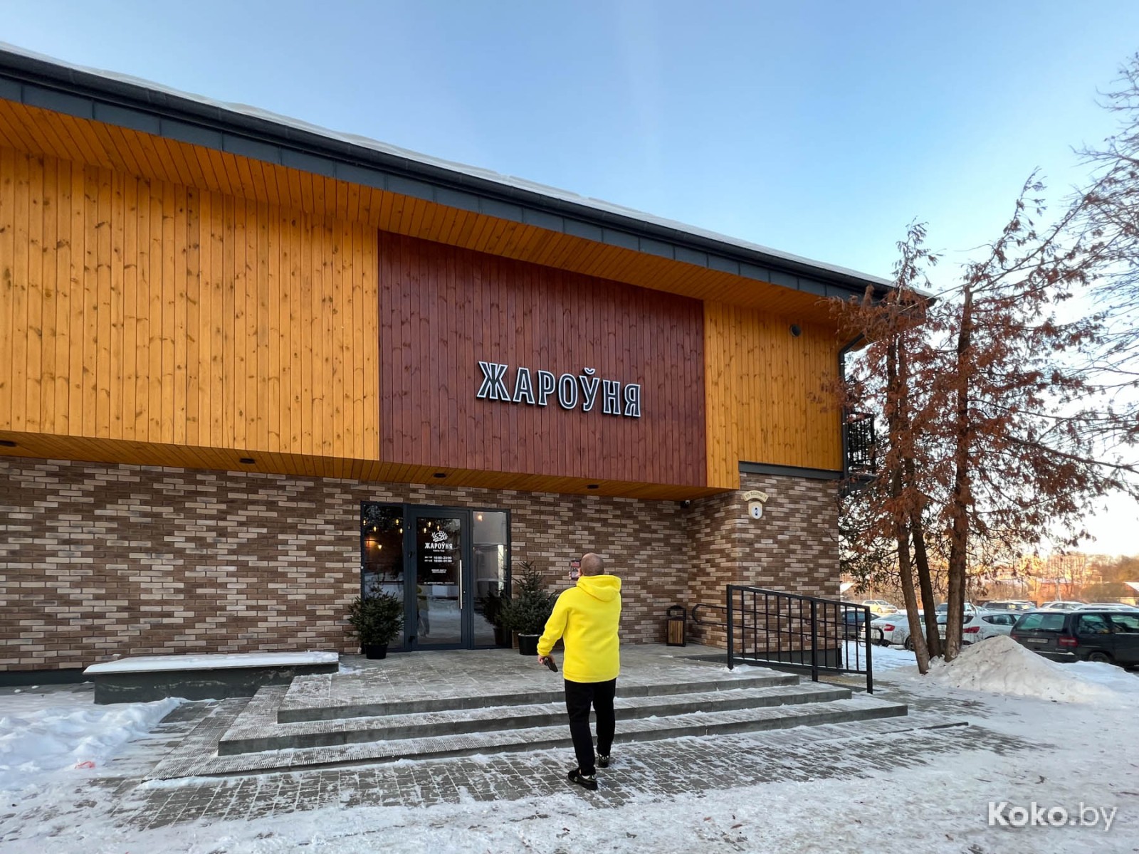 Что нового затестить в Гродно: столичная бургерная, гриль-бар в коттедже и особенная кофейня на втором этаже с верандой - фото - 30