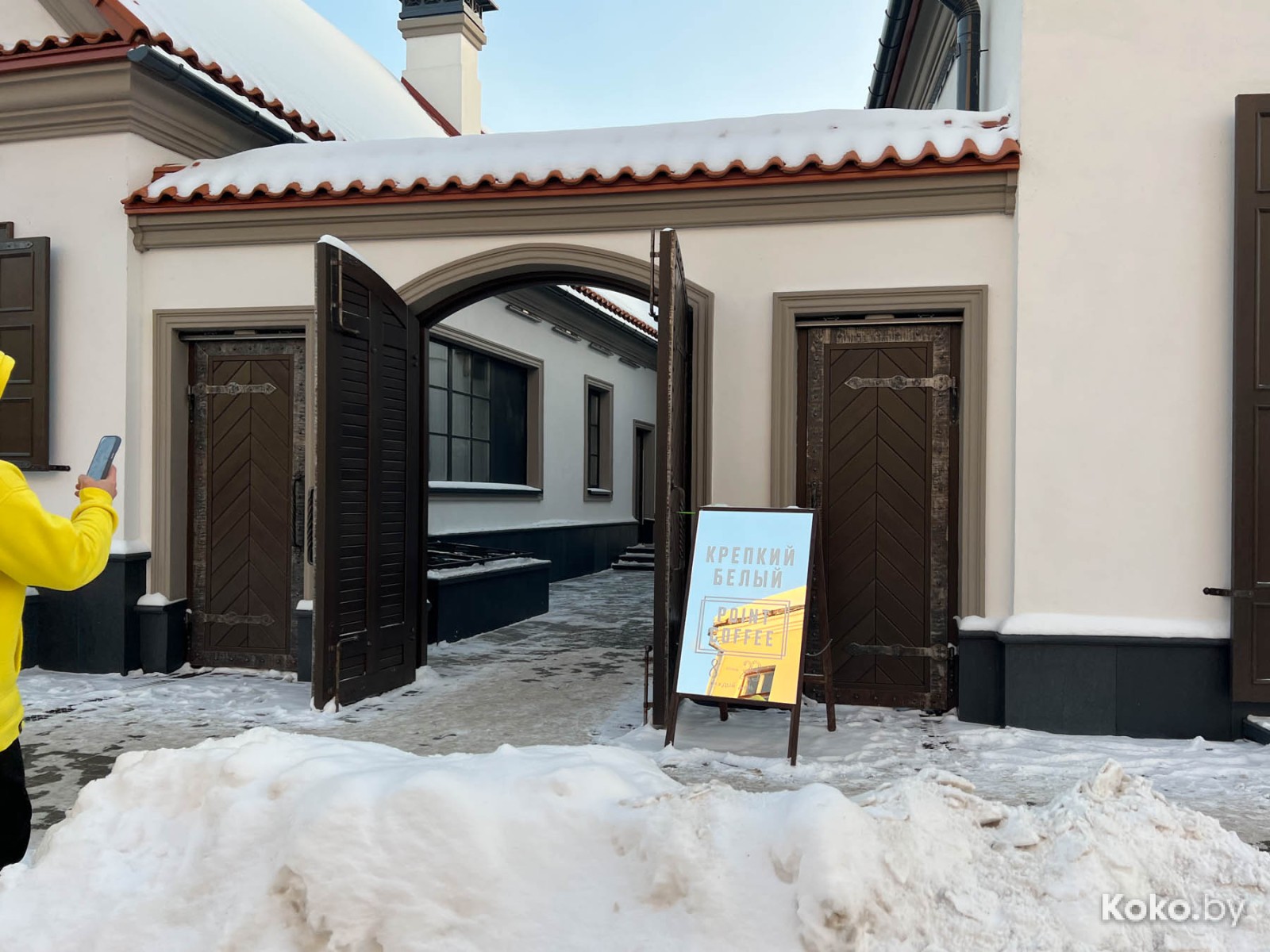 Что нового затестить в Гродно: столичная бургерная, гриль-бар в коттедже и особенная кофейня на втором этаже с верандой - фото - 49