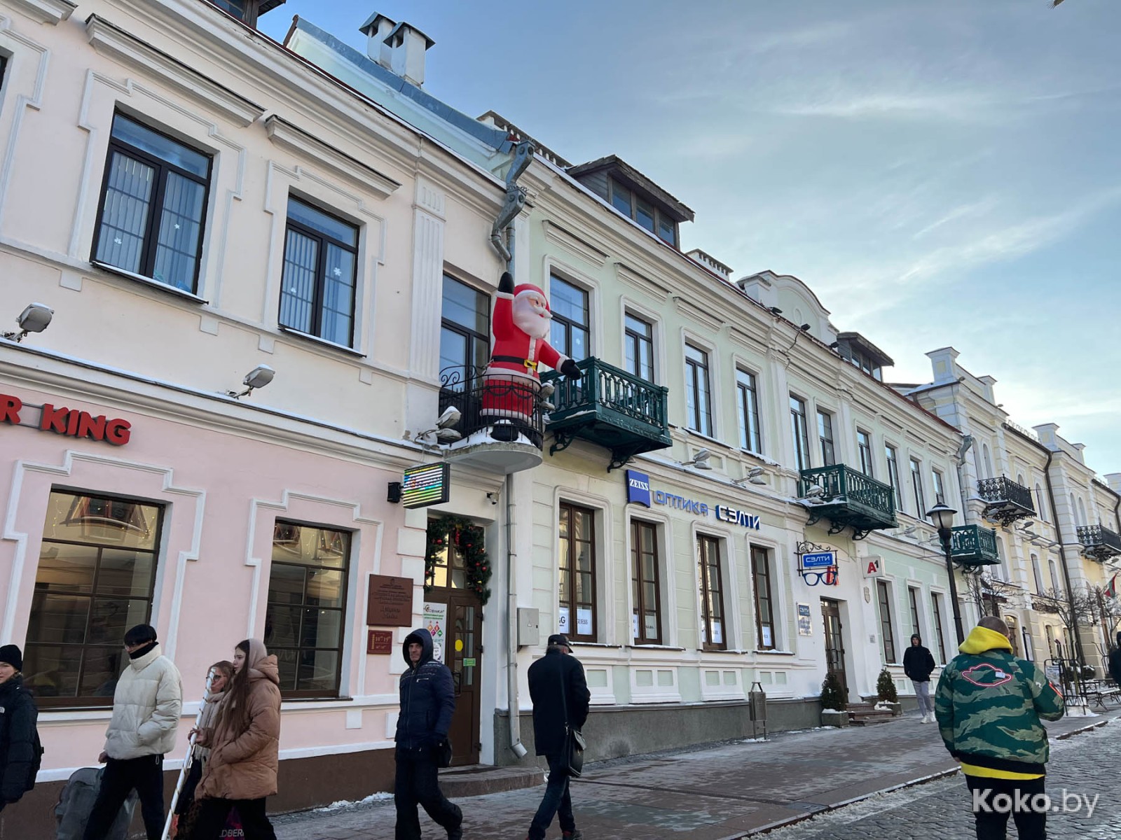 Что нового затестить в Гродно: столичная бургерная, гриль-бар в коттедже и  особенная кофейня на втором этаже с верандой