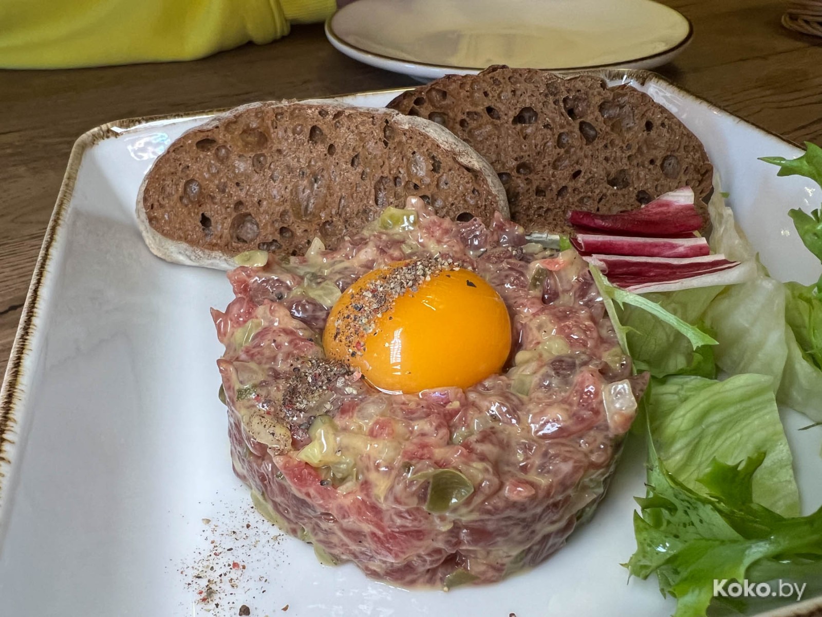 Что нового затестить в Гродно: столичная бургерная, гриль-бар в коттедже и особенная кофейня на втором этаже с верандой - фото - 38