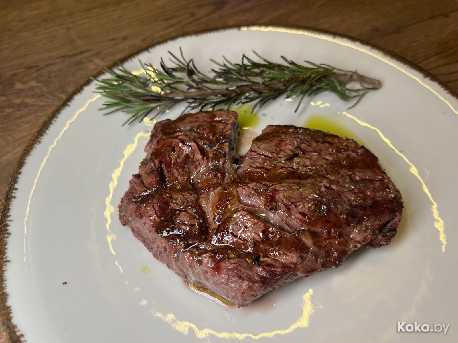 Что нового затестить в Гродно: столичная бургерная, гриль-бар в коттедже и особенная кофейня на втором этаже с верандой - фото - 43